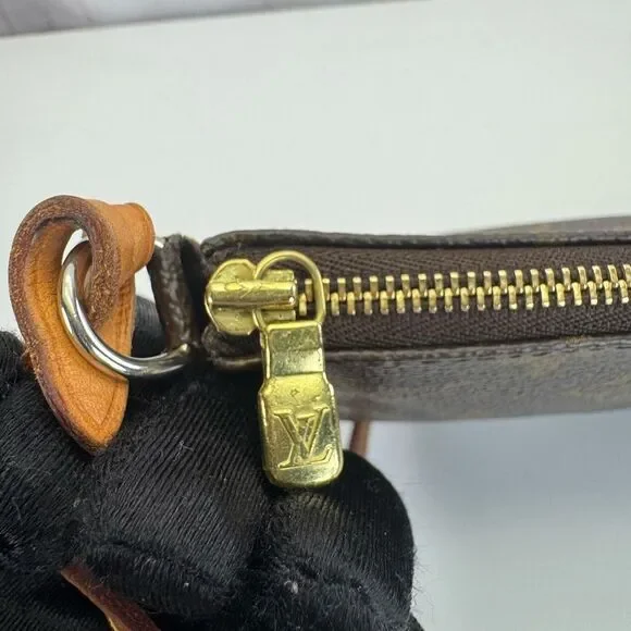 Louis Vuitton Brown Monogram Pochette Accessories Women's Bag - Picture 9 of 14